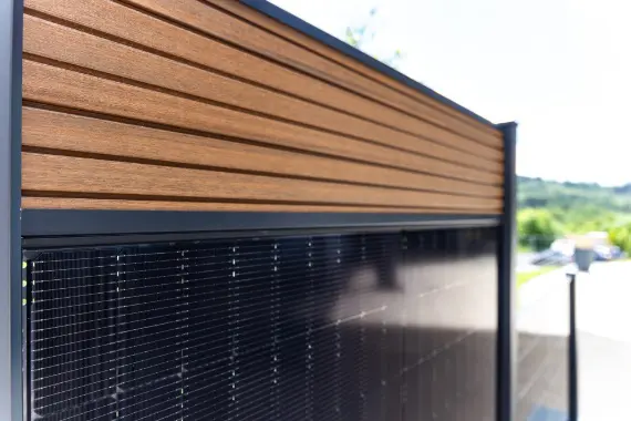 FlexPVence Solarzaun 1,80 x 3,75 m mit zwei PV Modulen
