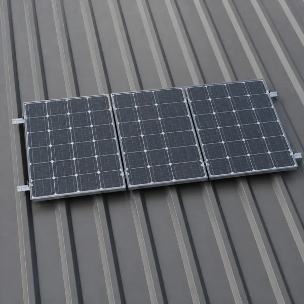 PV Montageset Trapezblech für drei hochkant montierte Solarmodule